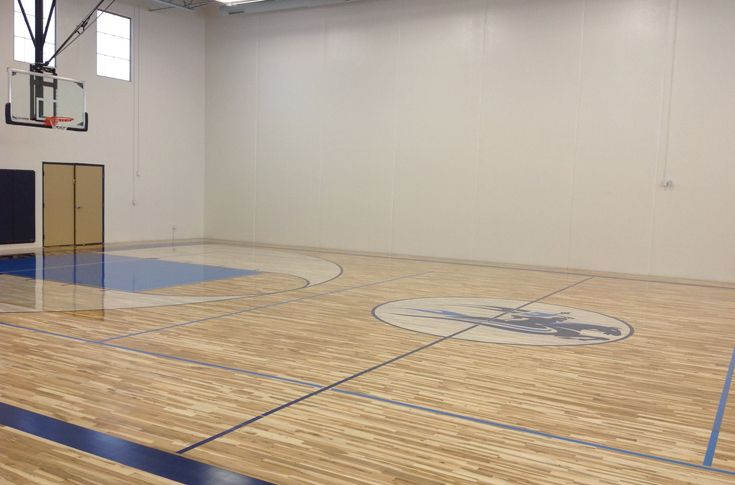 19/19Gymnasium